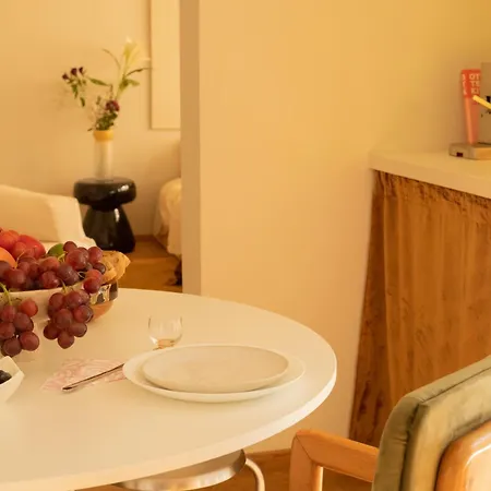 Miknyi By Stn Apartment *